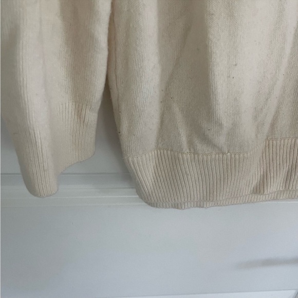 Phrase Soft Acrylic Scoop Neck Sweater Cream Size M - Picture 3 of 9